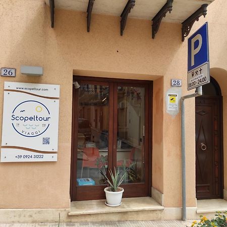 Residence Mareluna Castellammare del Golfo Buitenkant foto
